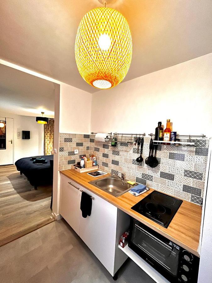 Апартаменты Charmant Studio En Plein Centre Ville De Шартр Экстерьер фото